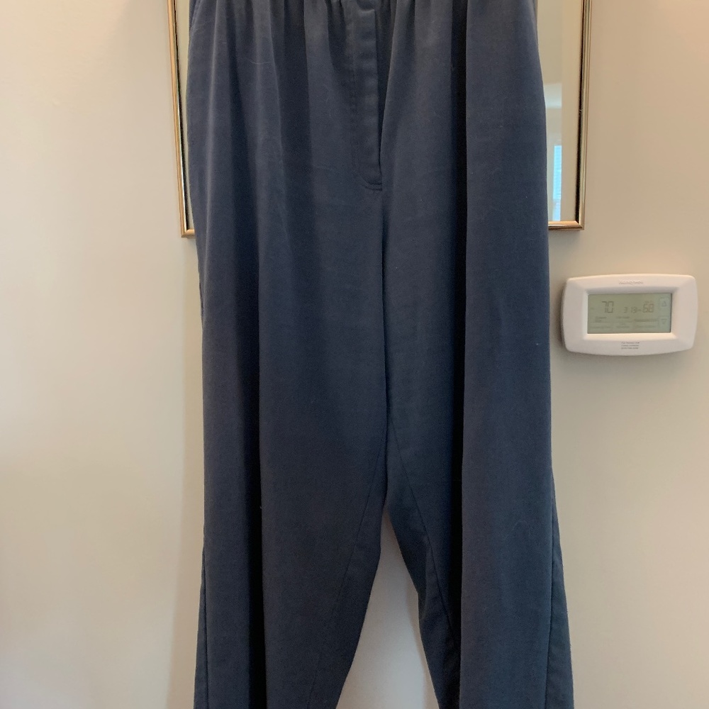 Woman’s Pants